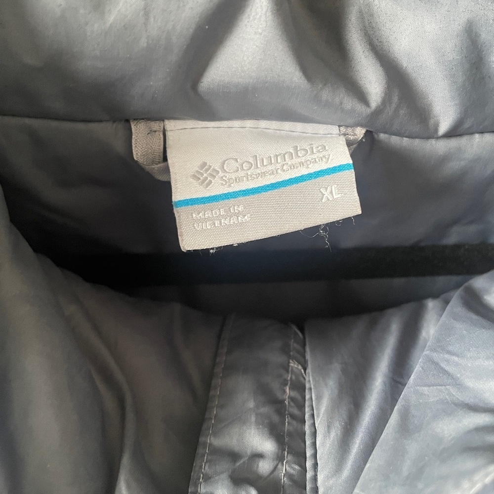 Columbia Jacket - Picture 3 of 13